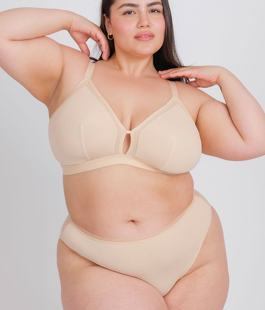 The Busty Bralette: Toasted Almond